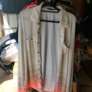 SOLD!!!! BCBG Maxazria Button Up Blouse